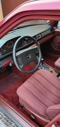 Mercedes-Benz W124 (1984-1993) cena 28900 przebieg: 103000, rok produkcji 1989 z Pabianice małe 436